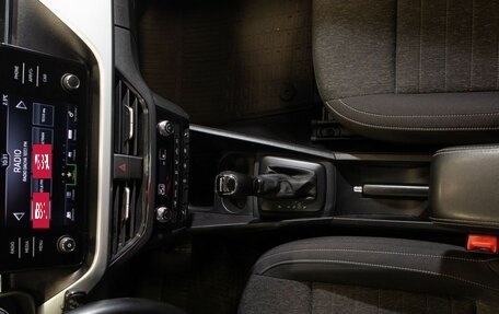 Skoda Rapid II, 2021 год, 2 055 000 рублей, 30 фотография