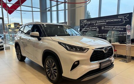 Toyota Highlander, 2026 год, 6 150 000 рублей, 3 фотография