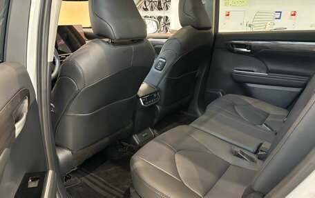 Toyota Highlander, 2026 год, 6 150 000 рублей, 10 фотография