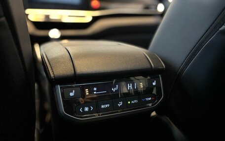 Toyota Highlander, 2026 год, 6 150 000 рублей, 19 фотография