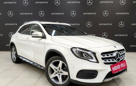 Mercedes-Benz GLA, 2017 год, 2 440 000 рублей, 3 фотография