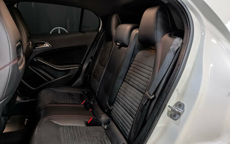 Mercedes-Benz GLA, 2017 год, 2 440 000 рублей, 18 фотография