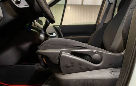 Renault Scenic III, 2008 год, 490 000 рублей, 32 фотография