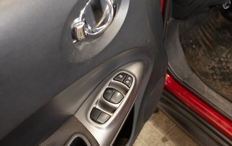 Nissan Juke II, 2011 год, 1 080 000 рублей, 26 фотография