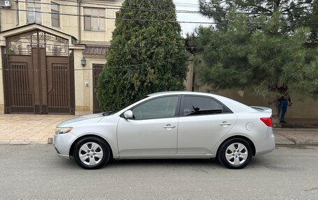 KIA Cerato III, 2010 год, 550 000 рублей, 2 фотография