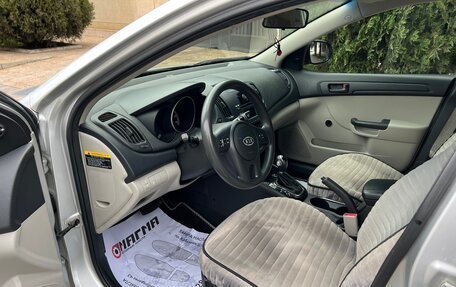 KIA Cerato III, 2010 год, 550 000 рублей, 10 фотография