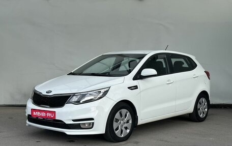 KIA Rio III рестайлинг, 2015 год, 1 000 000 рублей, 1 фотография