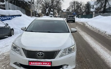 Toyota Camry, 2011 год, 1 850 000 рублей, 1 фотография