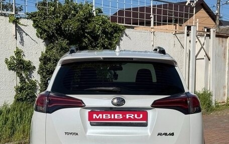 Toyota RAV4, 2019 год, 2 690 000 рублей, 7 фотография