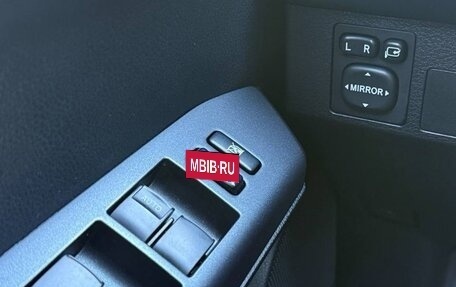 Toyota RAV4, 2019 год, 2 690 000 рублей, 10 фотография