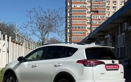 Toyota RAV4, 2019 год, 2 690 000 рублей, 8 фотография
