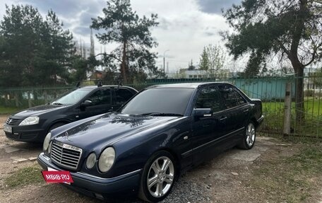 Mercedes-Benz E-Класс, 1996 год, 415 000 рублей, 13 фотография