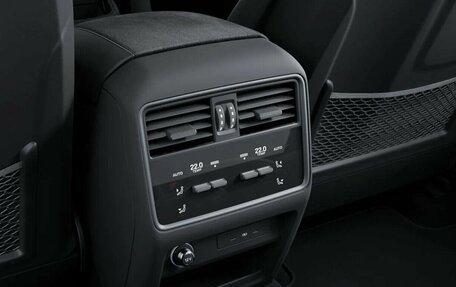 Porsche Cayenne III, 2025 год, 26 704 020 рублей, 19 фотография