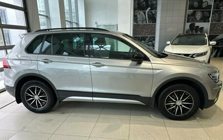 Volkswagen Tiguan II, 2019 год, 2 599 000 рублей, 6 фотография