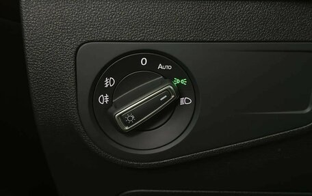 Volkswagen Tiguan II, 2019 год, 2 599 000 рублей, 11 фотография