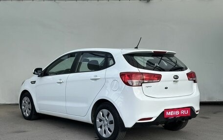 KIA Rio III рестайлинг, 2015 год, 1 000 000 рублей, 5 фотография