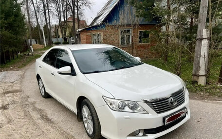 Toyota Camry, 2011 год, 1 850 000 рублей, 6 фотография