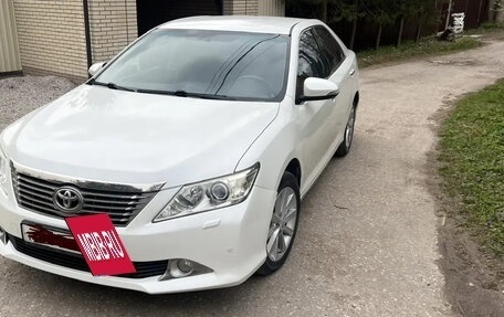 Toyota Camry, 2011 год, 1 850 000 рублей, 5 фотография