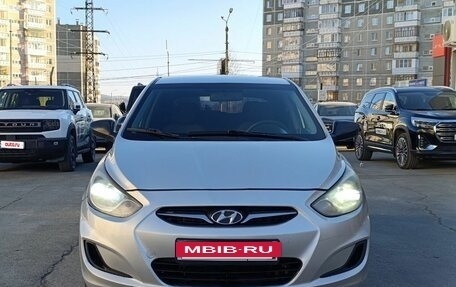Hyundai Solaris II рестайлинг, 2012 год, 365 000 рублей, 3 фотография