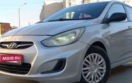 Hyundai Solaris II рестайлинг, 2012 год, 365 000 рублей, 2 фотография