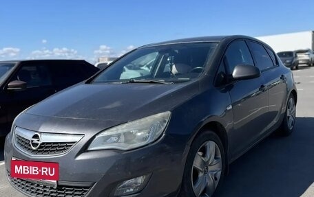 Opel Astra J, 2010 год, 480 000 рублей, 2 фотография