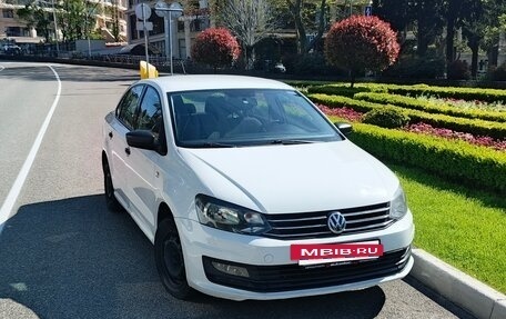 Volkswagen Polo VI (EU Market), 2018 год, 800 000 рублей, 4 фотография