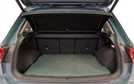 Volkswagen Tiguan II, 2020 год, 2 850 000 рублей, 10 фотография