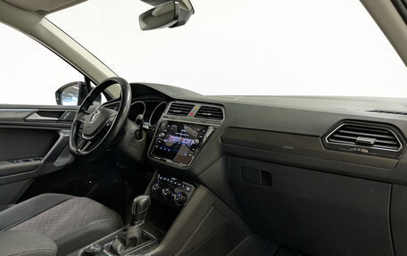 Volkswagen Tiguan II, 2020 год, 2 850 000 рублей, 11 фотография