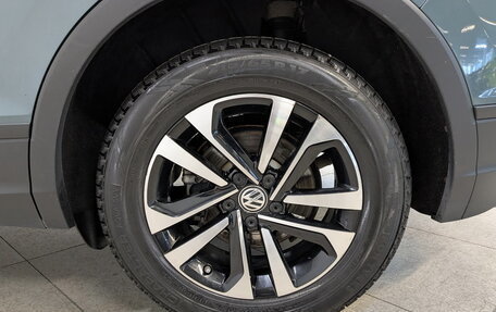 Volkswagen Tiguan II, 2020 год, 2 850 000 рублей, 18 фотография