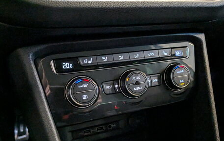 Volkswagen Tiguan II, 2020 год, 2 850 000 рублей, 27 фотография