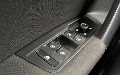 Volkswagen Tiguan II, 2020 год, 2 850 000 рублей, 29 фотография