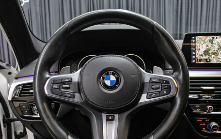 BMW 5 серия, 2019 год, 4 298 000 рублей, 17 фотография