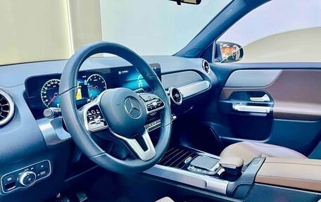 Mercedes-Benz GLB, 2023 год, 2 657 000 рублей, 5 фотография