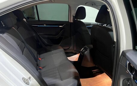 Skoda Octavia, 2018 год, 1 850 000 рублей, 26 фотография