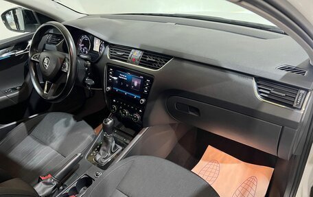 Skoda Octavia, 2018 год, 1 850 000 рублей, 23 фотография