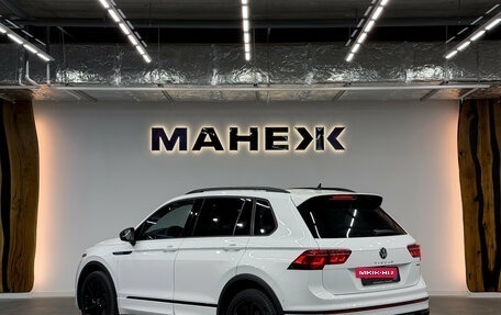 Volkswagen Tiguan II, 2021 год, 3 900 000 рублей, 4 фотография