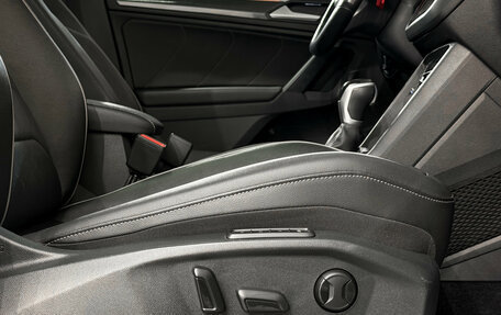 Volkswagen Tiguan II, 2021 год, 3 900 000 рублей, 18 фотография