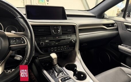 Lexus RX IV рестайлинг, 2018 год, 3 799 000 рублей, 26 фотография