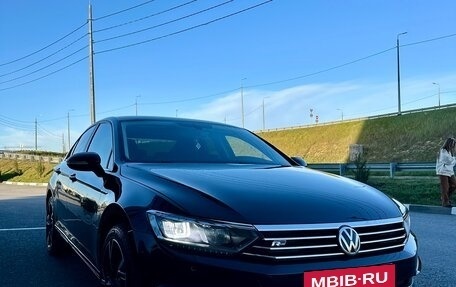 Volkswagen Passat B8 рестайлинг, 2016 год, 1 650 000 рублей, 3 фотография