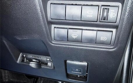 Toyota Yaris Cross, 2022 год, 1 800 000 рублей, 12 фотография