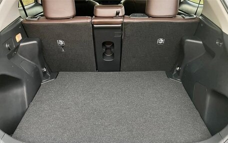 Toyota Yaris Cross, 2022 год, 1 800 000 рублей, 15 фотография