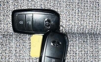 Toyota Yaris Cross, 2022 год, 1 800 000 рублей, 17 фотография