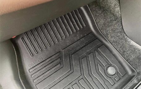 Toyota Yaris Cross, 2022 год, 1 800 000 рублей, 16 фотография