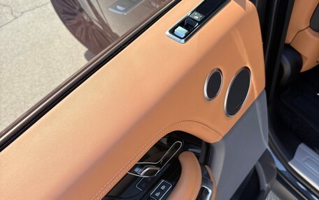Land Rover Range Rover IV рестайлинг, 2021 год, 9 200 000 рублей, 14 фотография