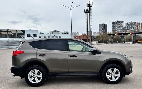 Toyota RAV4, 2013 год, 1 970 000 рублей, 4 фотография