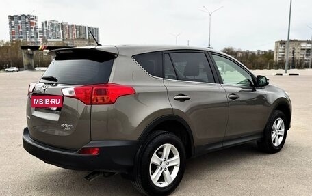 Toyota RAV4, 2013 год, 1 970 000 рублей, 5 фотография