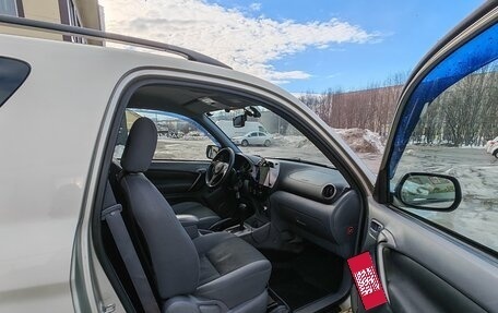 Toyota RAV4, 2001 год, 610 000 рублей, 12 фотография
