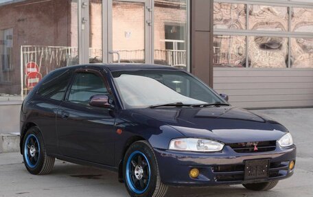 Mitsubishi Mirage VI рестайлинг, 1997 год, 370 000 рублей, 3 фотография