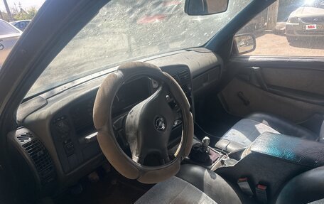 Opel Omega A, 1990 год, 40 000 рублей, 5 фотография