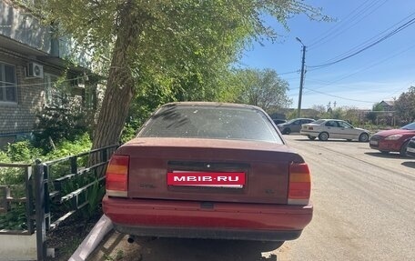 Opel Omega A, 1990 год, 40 000 рублей, 9 фотография